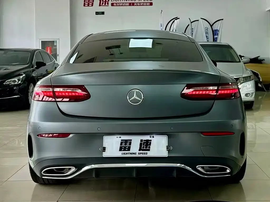 Mercedes-Benz E-Class (Import) — фото 4