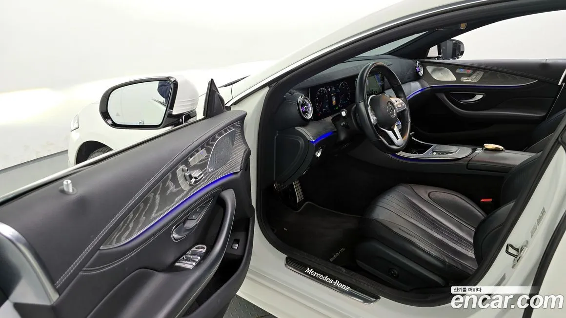 Mercedes-Benz CLS-Class — фото 10