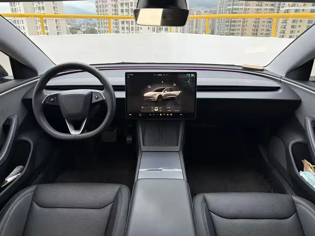 Tesla Model 3 — фото 2