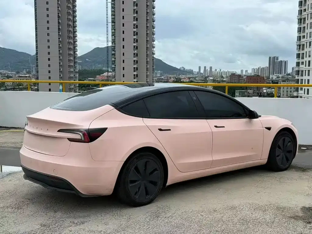 Tesla Model 3 — фото 3