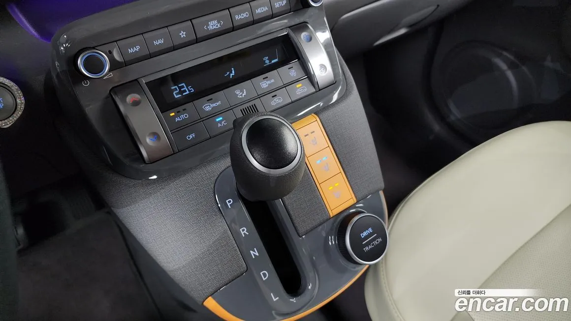 Hyundai Casper — фото 9