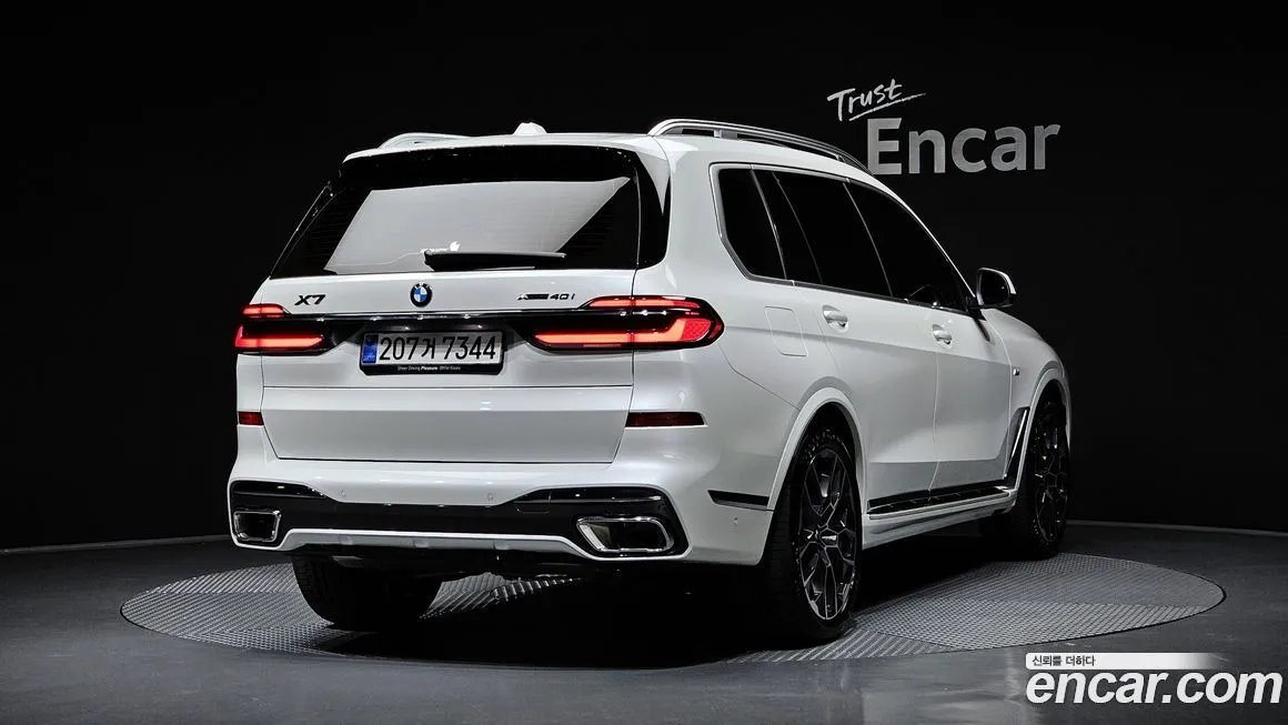 BMW X7 — фото 2