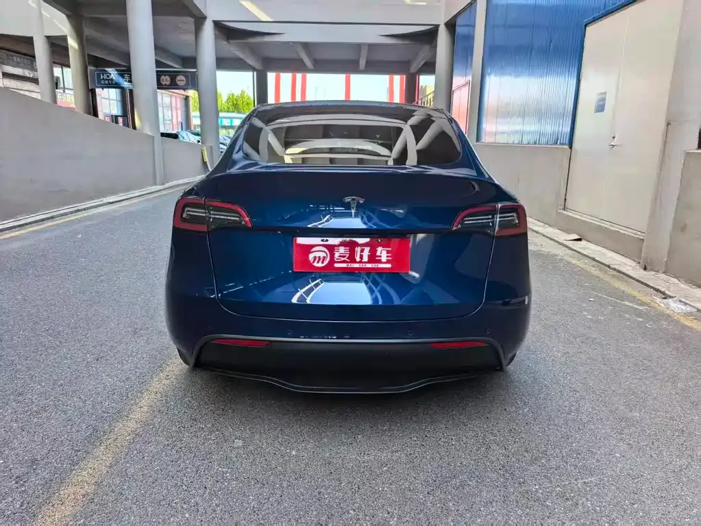 Tesla Model Y — фото 5