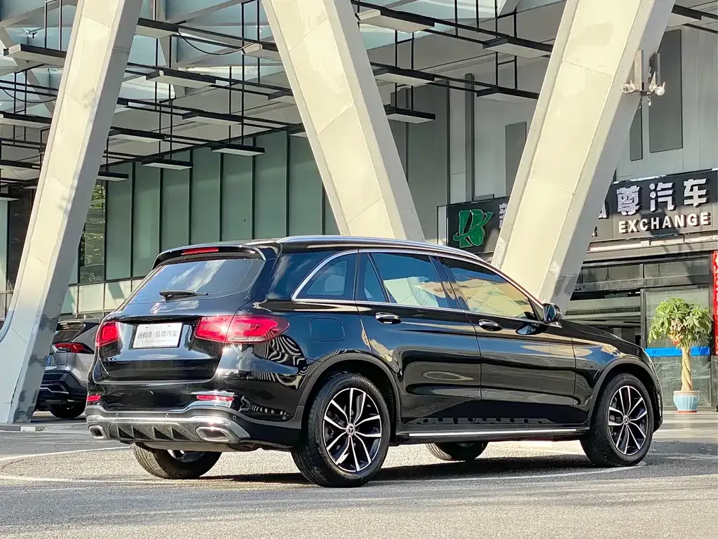 Mercedes-Benz GLC — фото 6