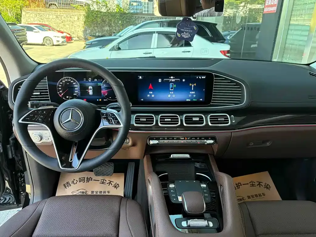 Mercedes-Benz GLE — фото 6