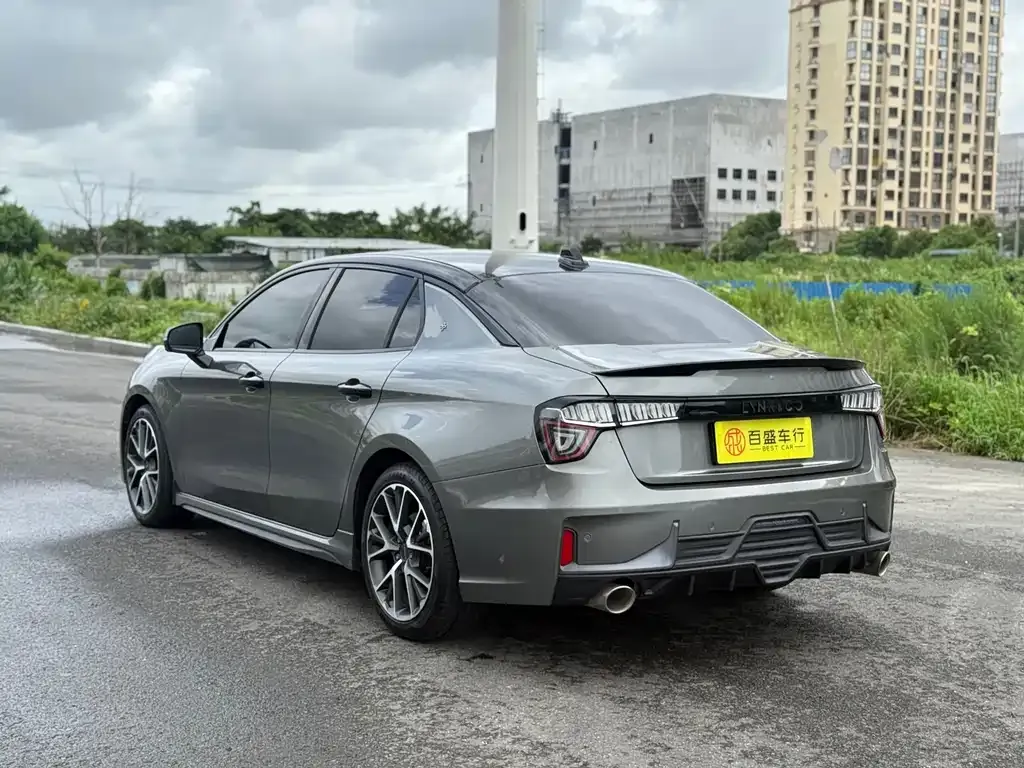 Lynk & Co 03 — фото 4
