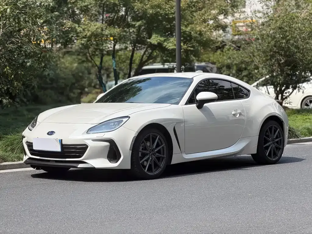 Subaru BRZ — фото 1
