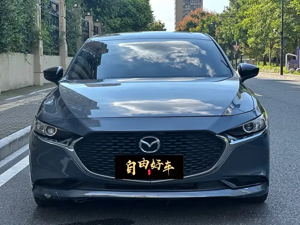 Mazda 3 Axela — фото 2