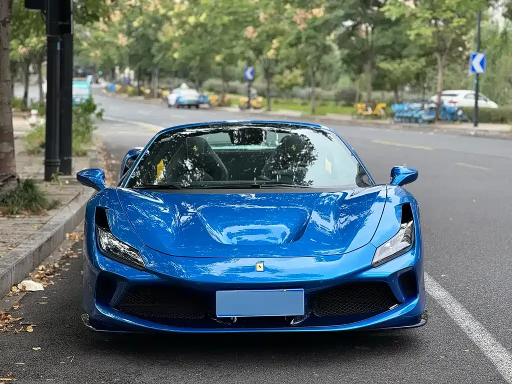Ferrari F8 — фото 2