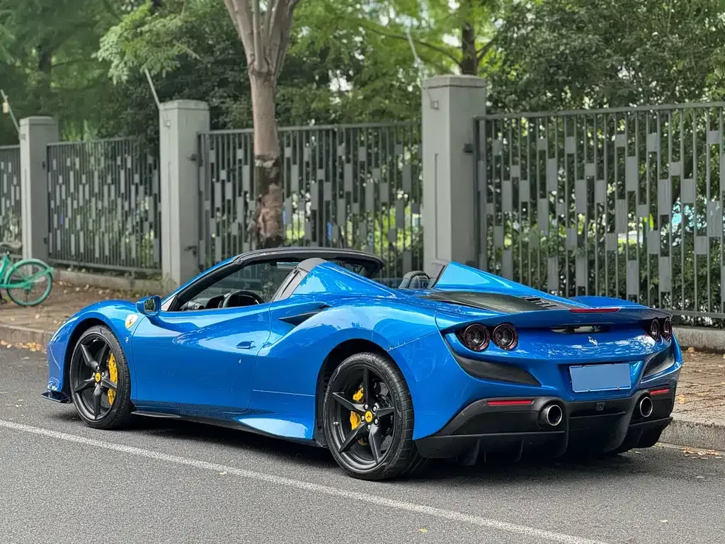 Ferrari F8 — фото 3