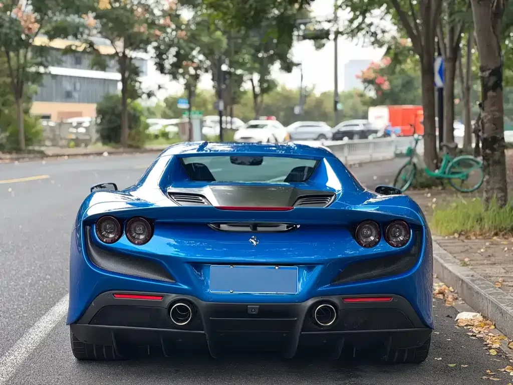 Ferrari F8 — фото 4