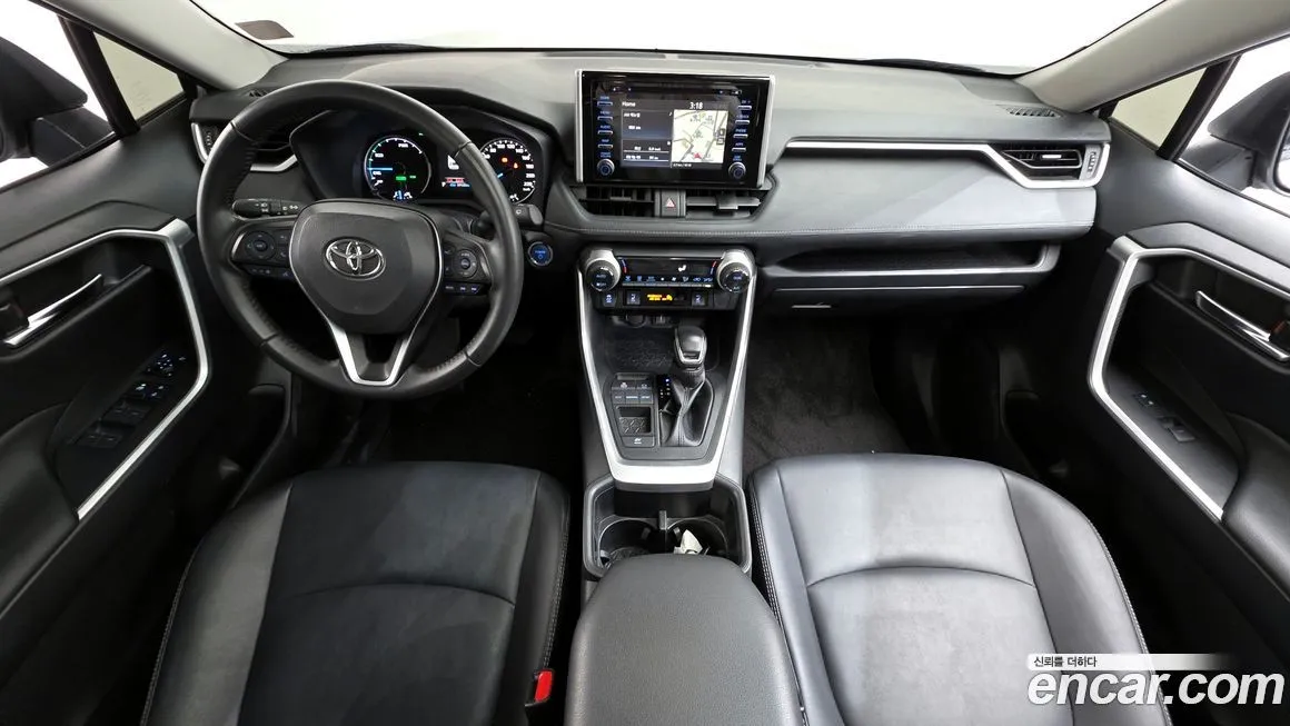 Toyota RAV4 — фото 7