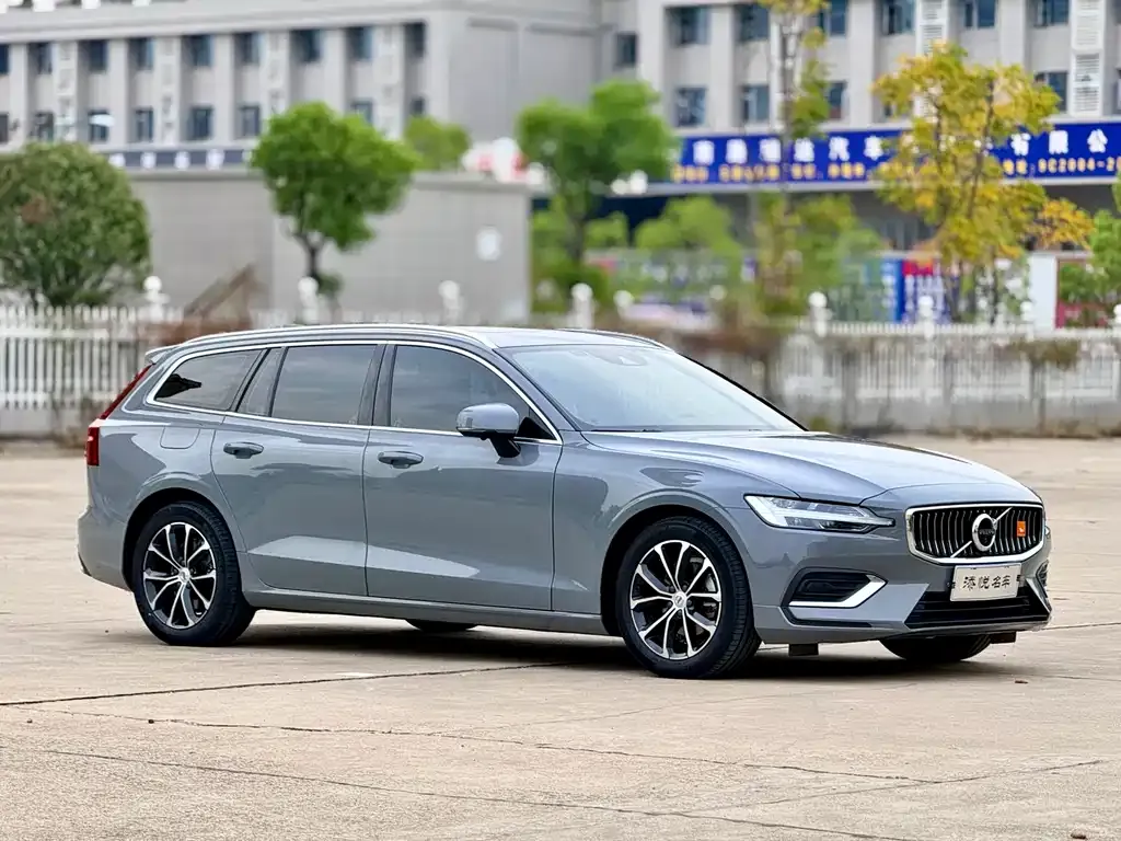 Volvo V60 — фото 2