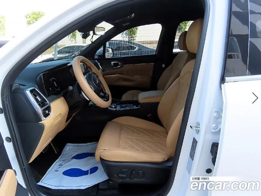 Kia Sorento — фото 5