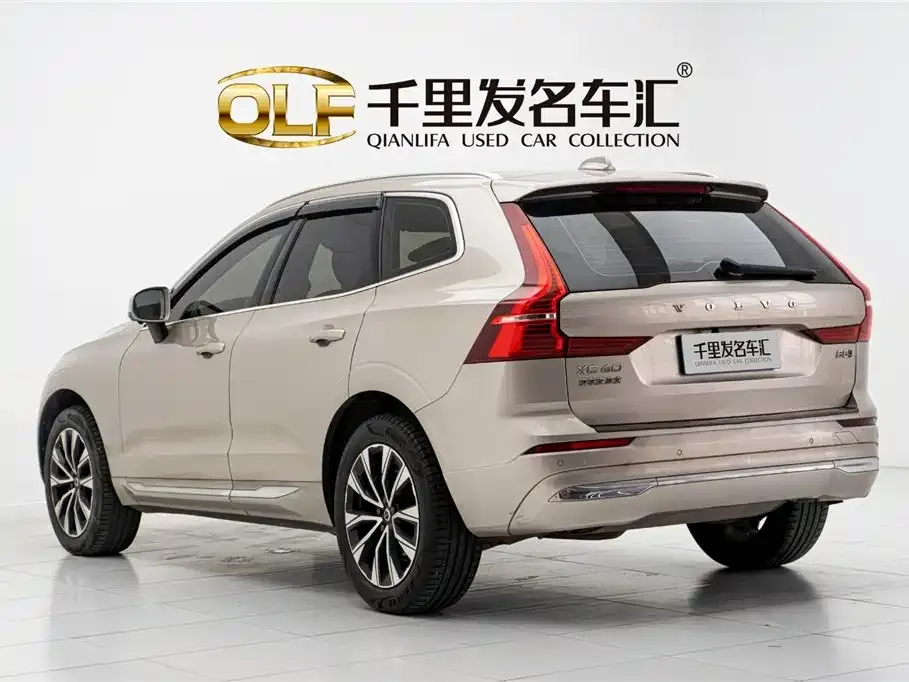 Volvo XC60 — фото 4
