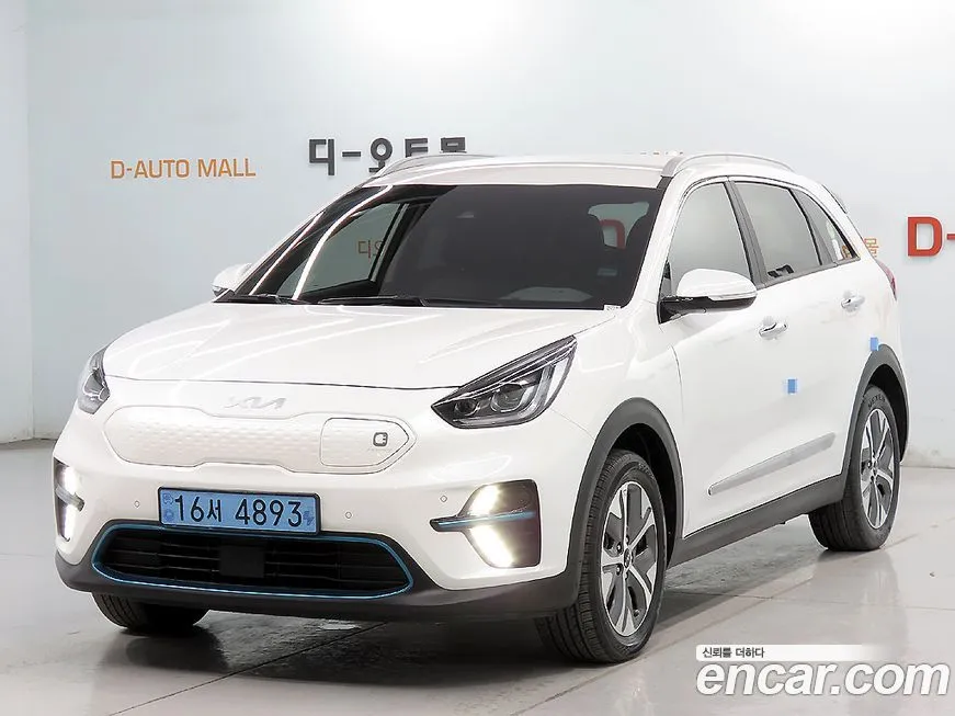 Kia Niro — фото 1