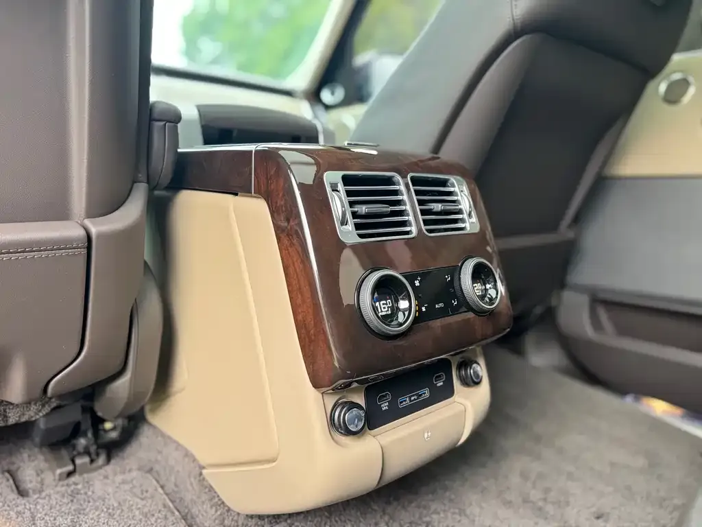 Land Rover Range Rover — фото 10