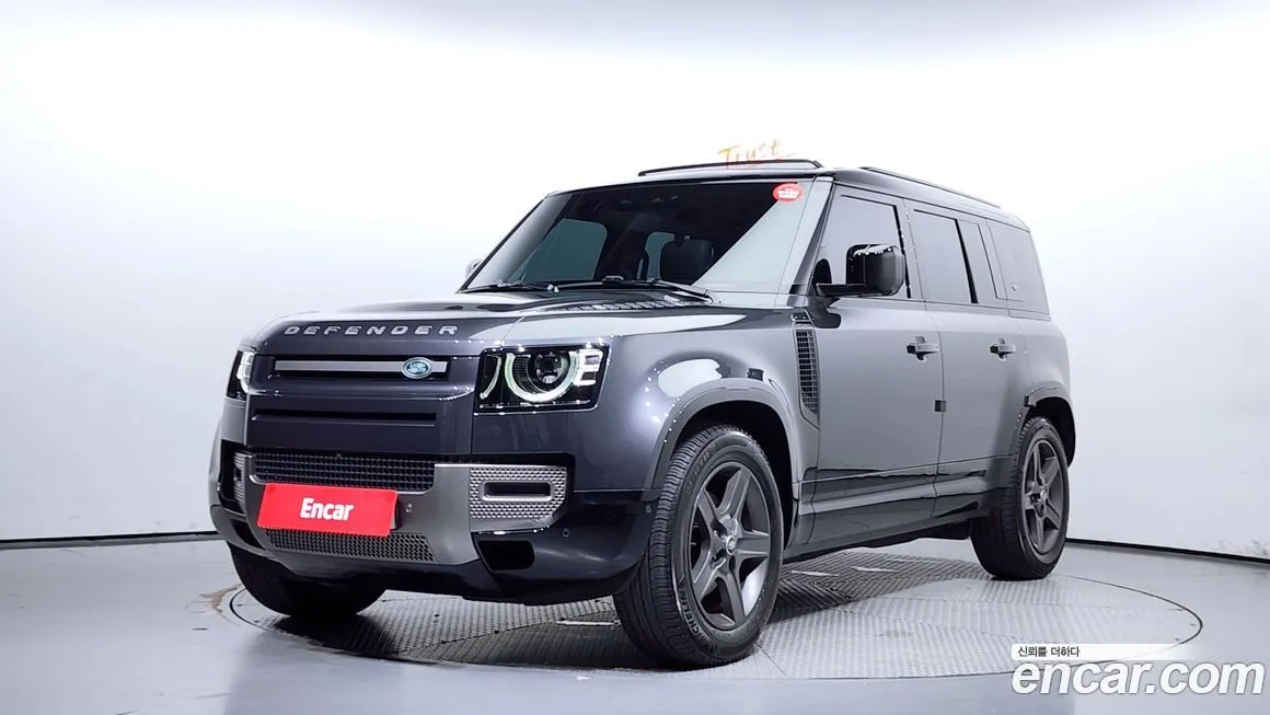 Land Rover Defender — фото 1