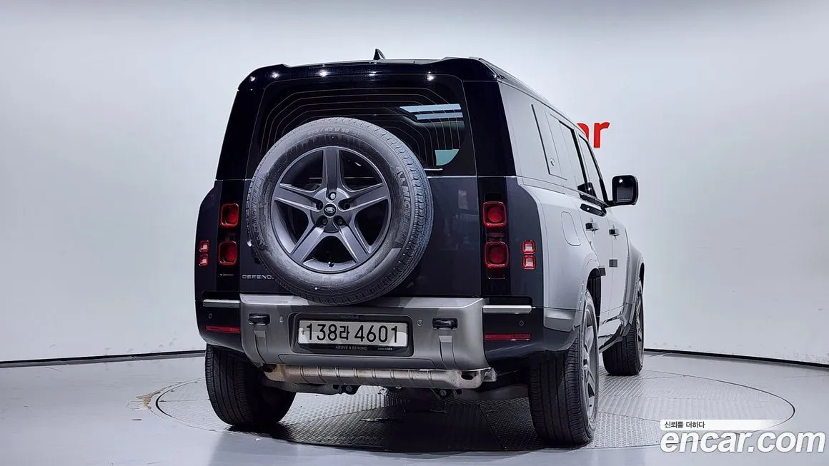 Land Rover Defender — фото 4
