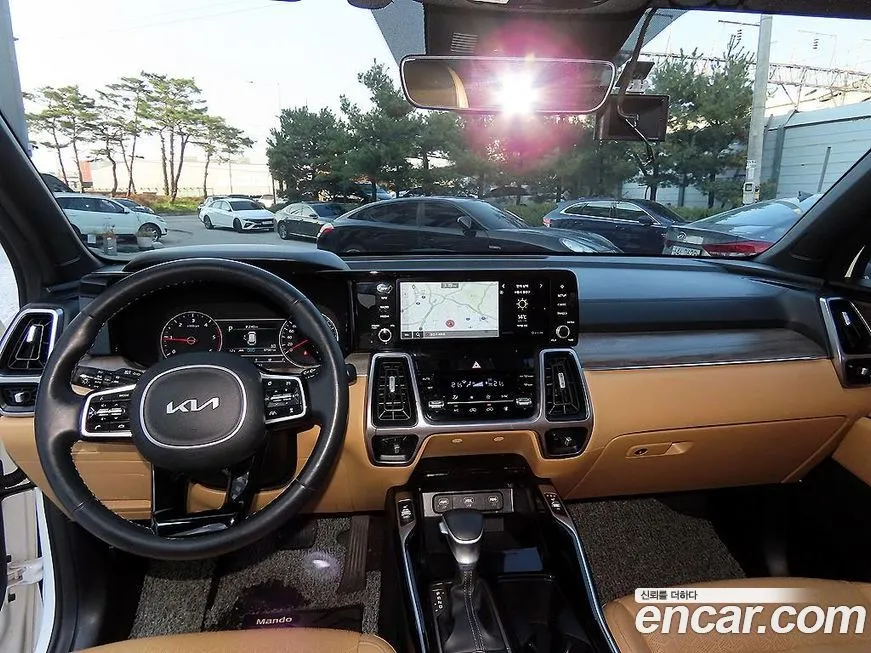 Kia Sorento — фото 7
