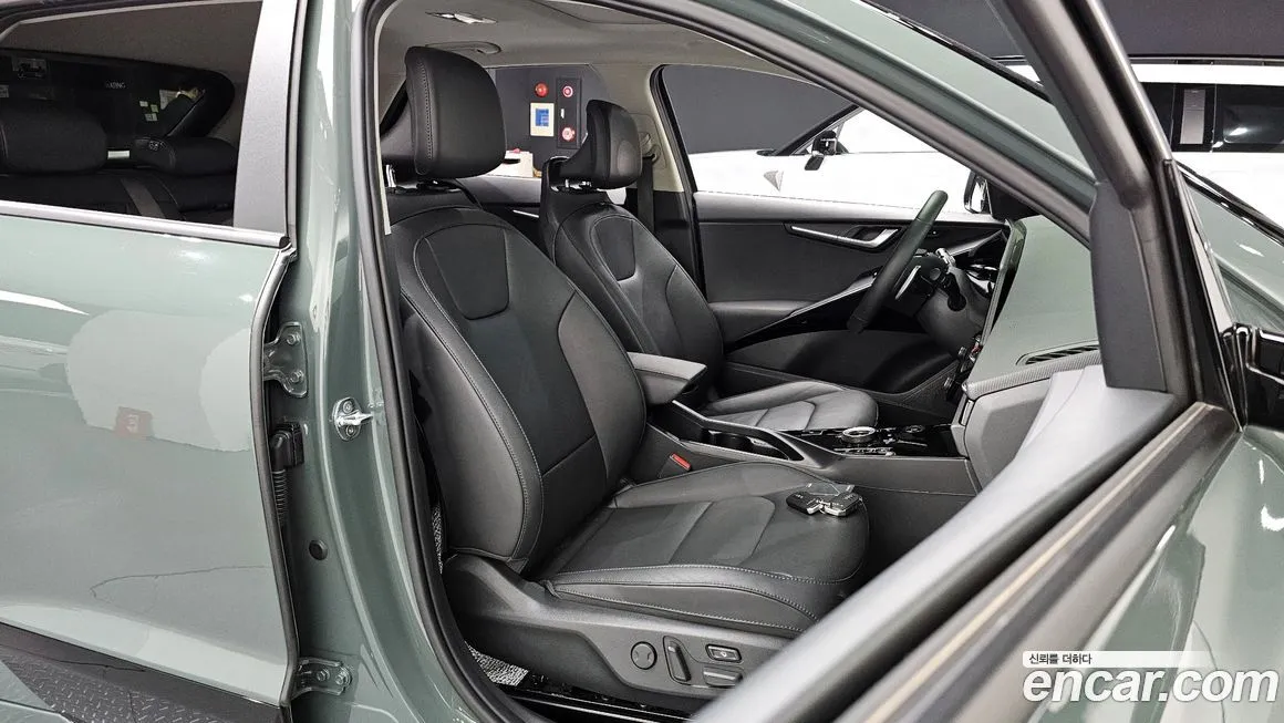 Kia Niro — фото 10