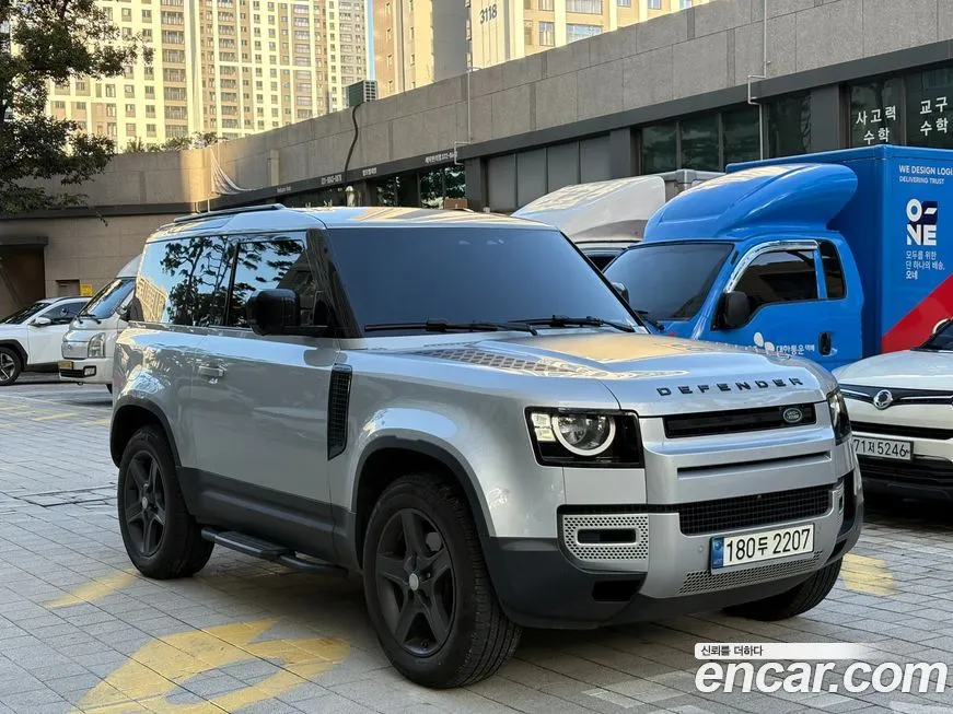 Land Rover Defender — фото 10