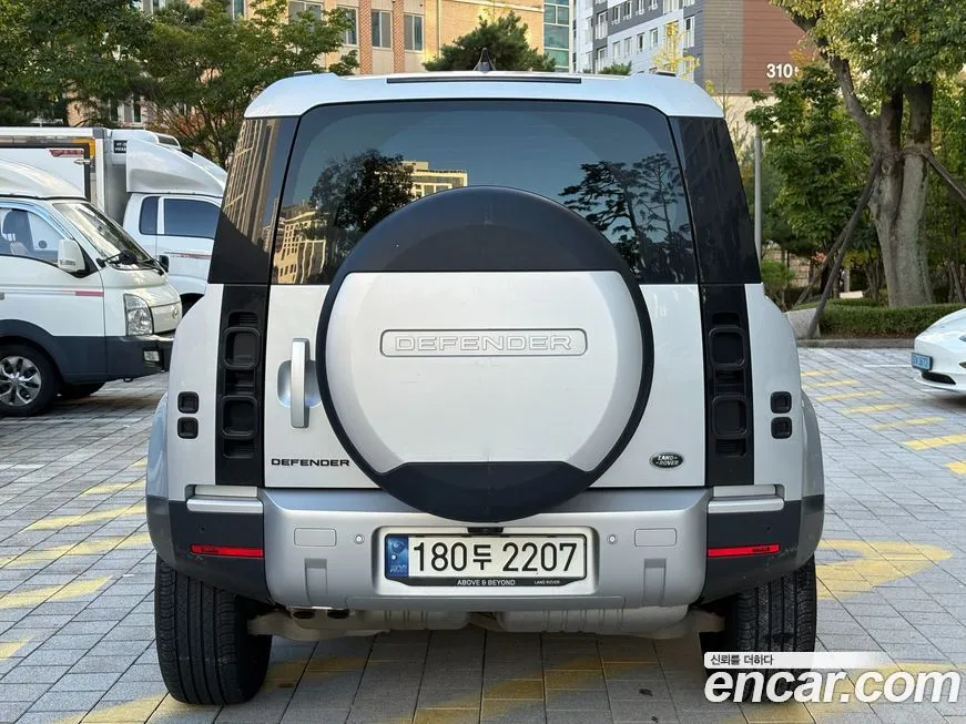 Land Rover Defender — фото 3