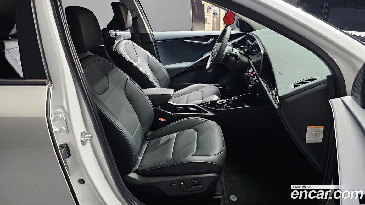 Kia Niro — фото 10