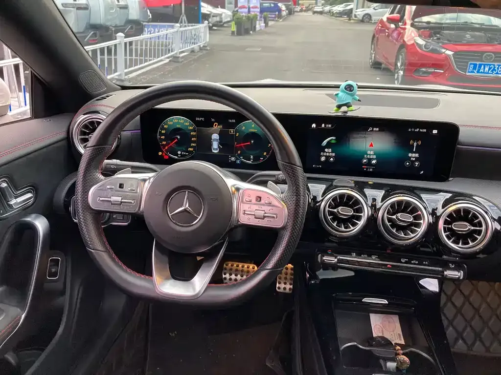 Mercedes-Benz CLA (Import) — фото 9
