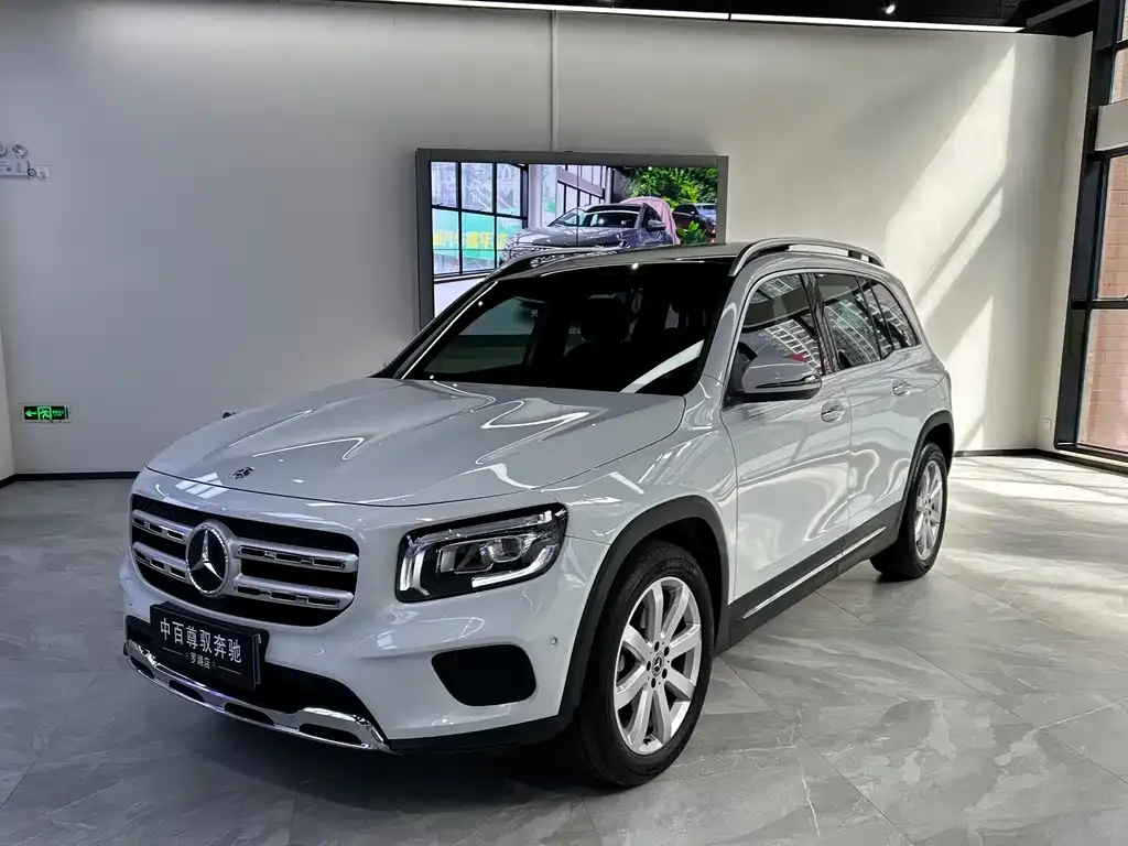 Mercedes-Benz GLB — фото 3