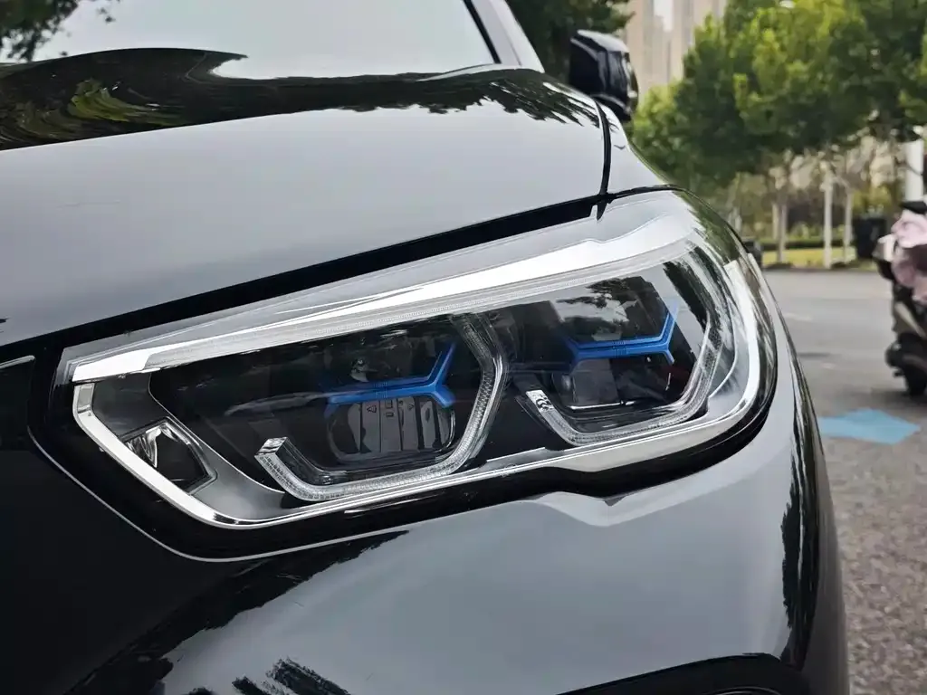 BMW X5 — фото 3