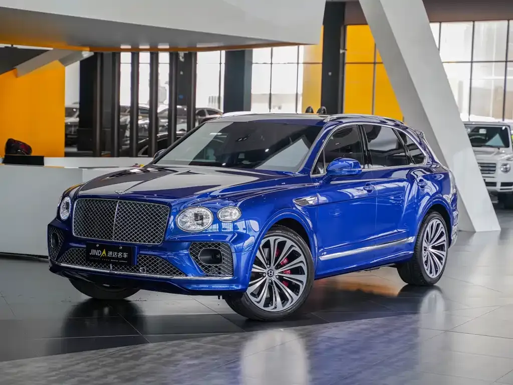 Bentley Bentayga — фото 1