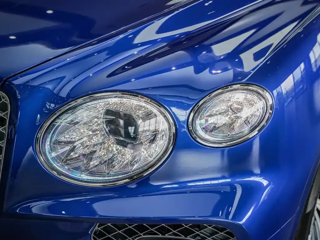 Bentley Bentayga — фото 5