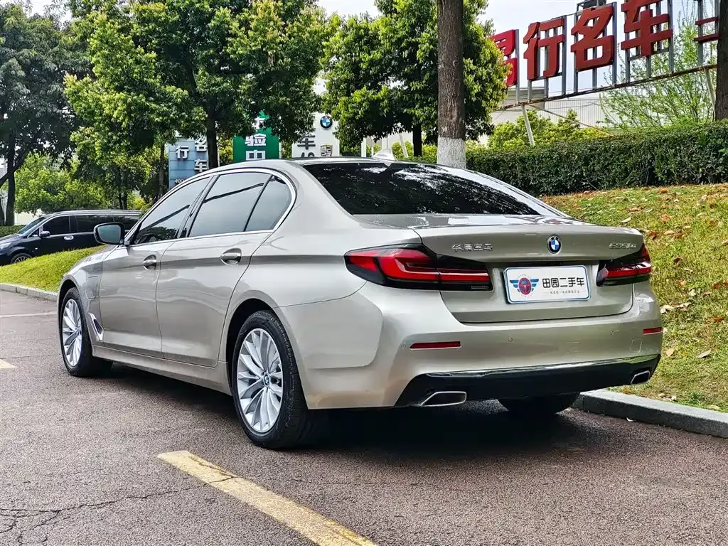 BMW 5 Series New Energy — фото 4