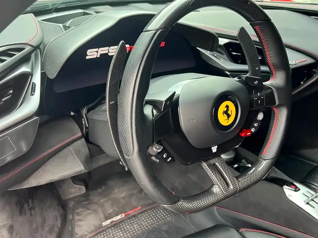 Ferrari SF90 — фото 9