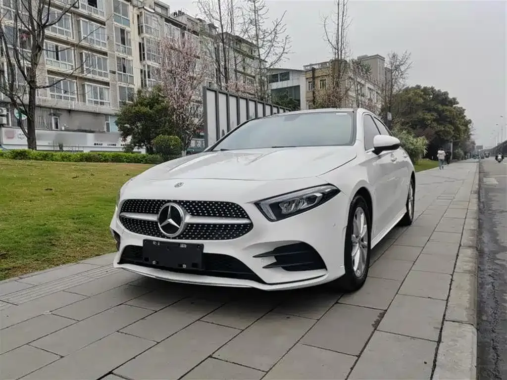 Mercedes-Benz A-Class — фото 2