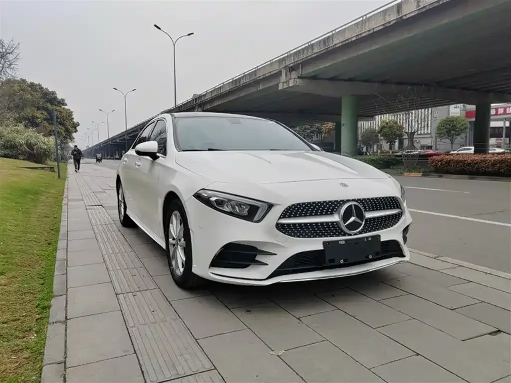 Mercedes-Benz A-Class — фото 5