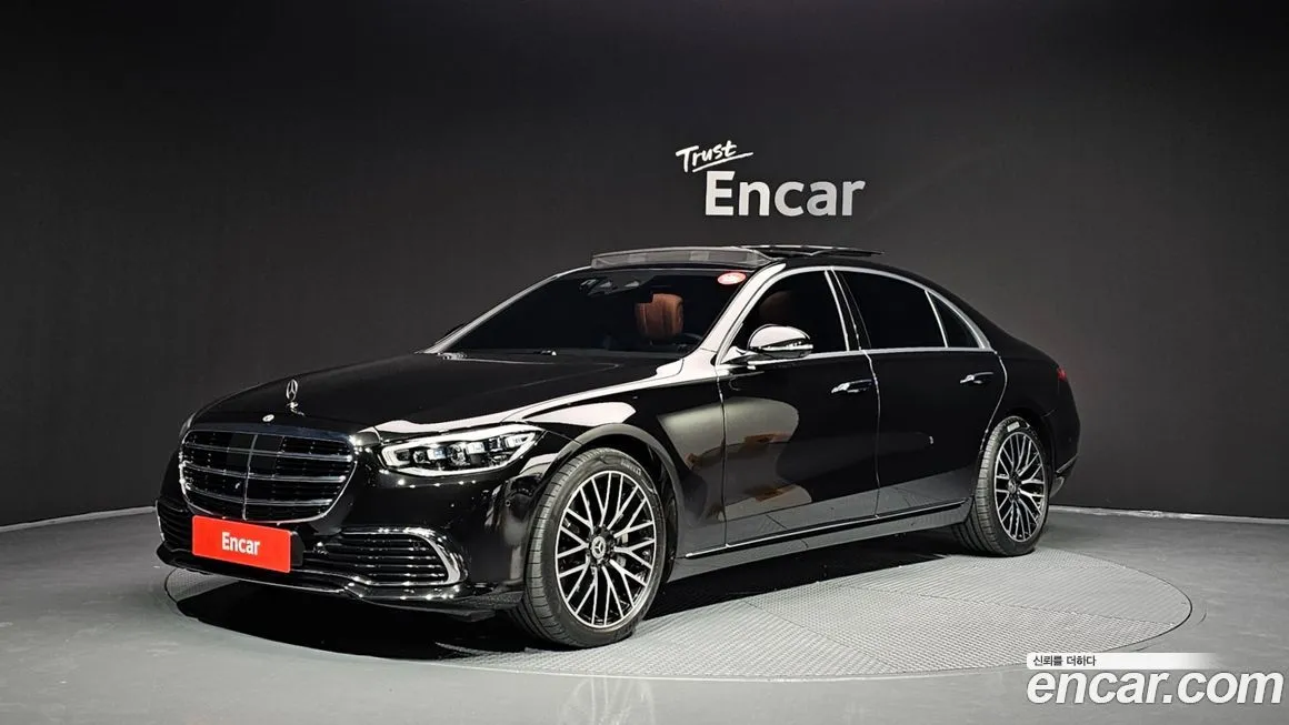 Mercedes-Benz S-Class — фото 1