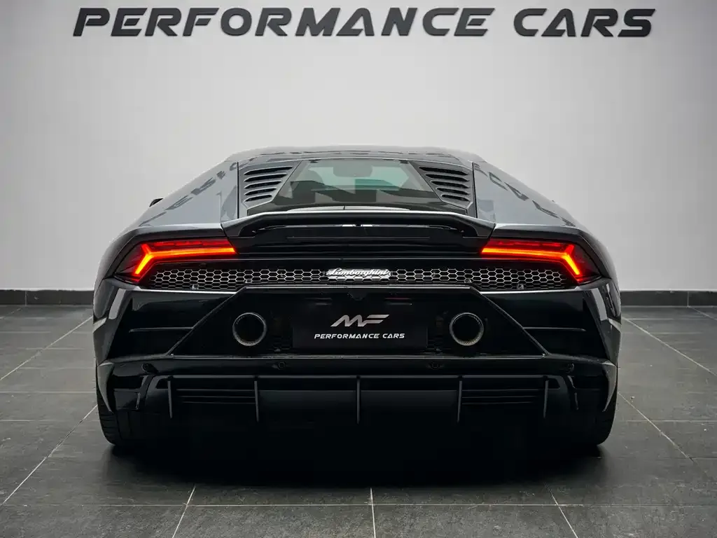 Lamborghini Huracan — фото 7