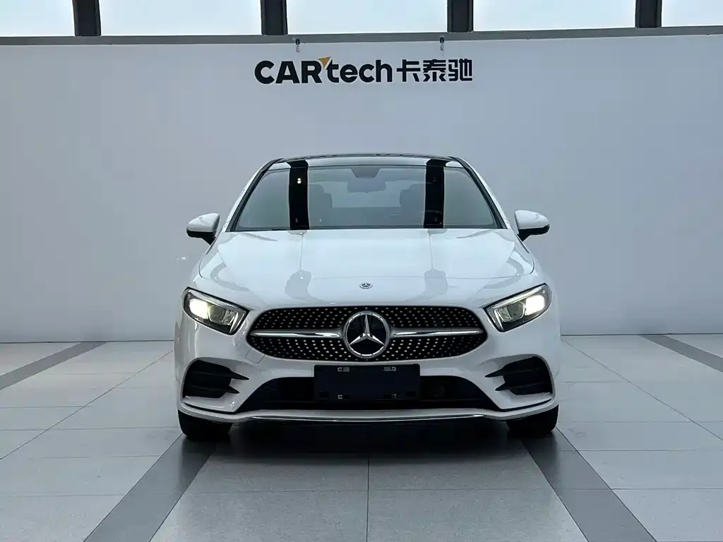 Mercedes-Benz A-Class — фото 1