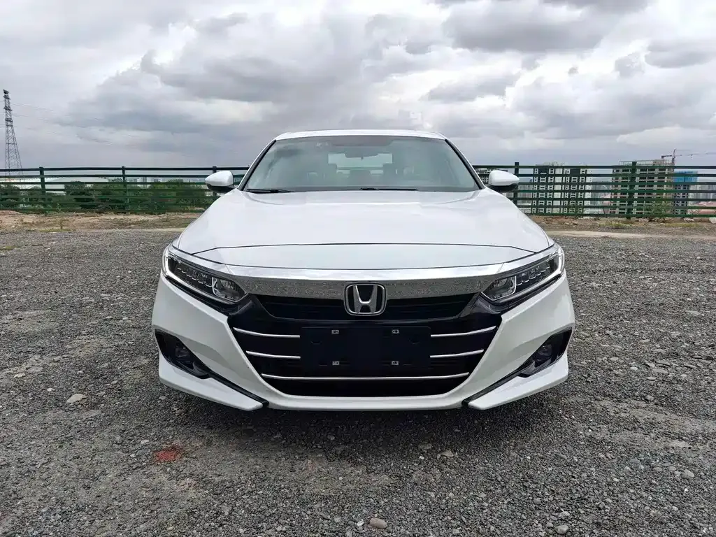 Honda Accord — фото 2