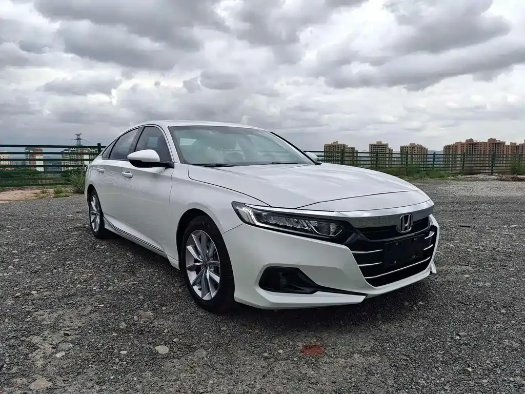 Honda Accord — фото 3