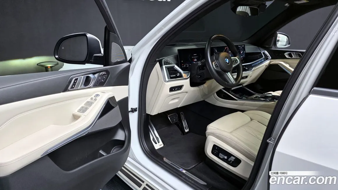 BMW X7 — фото 10