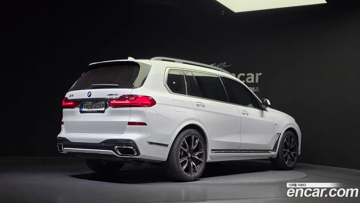 BMW X7 — фото 2