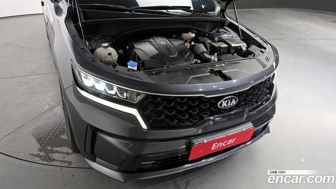 Kia Sorento — фото 6