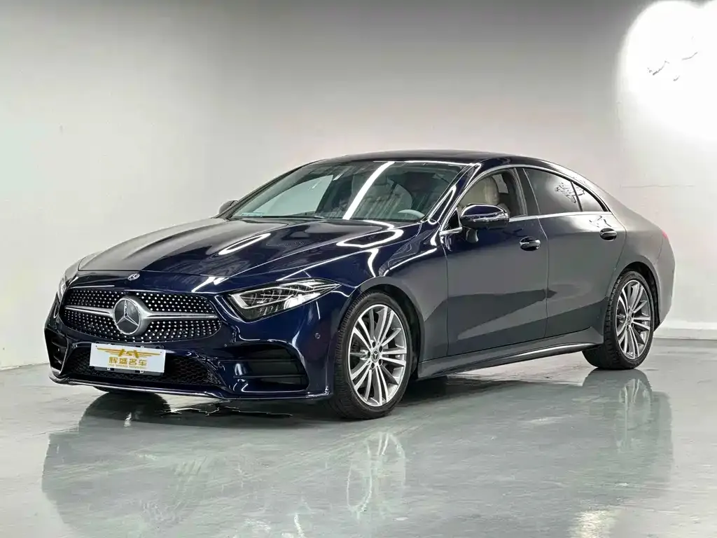 Mercedes-Benz CLS — фото 1