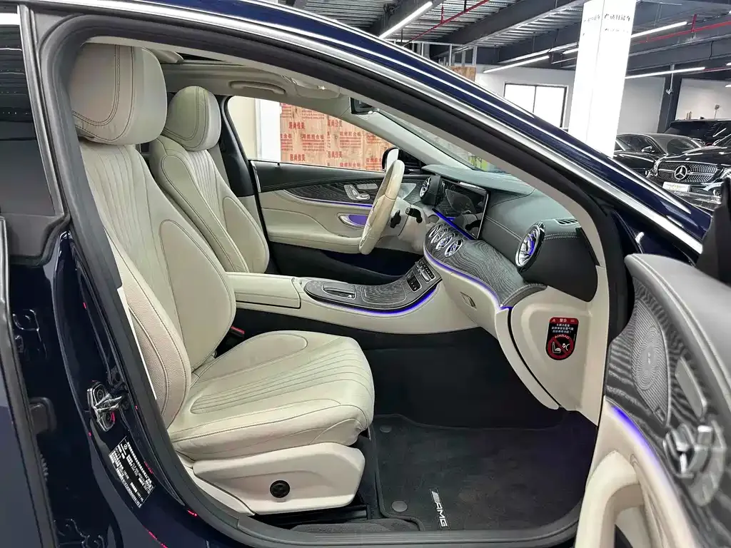 Mercedes-Benz CLS — фото 5