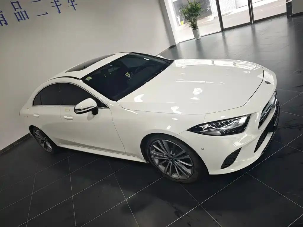 Mercedes-Benz CLS — фото 7