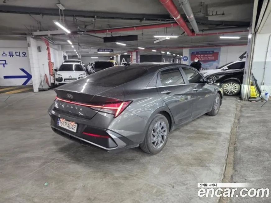 Hyundai AVANTE — фото 4