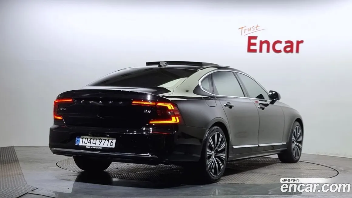 Volvo S90 — фото 2